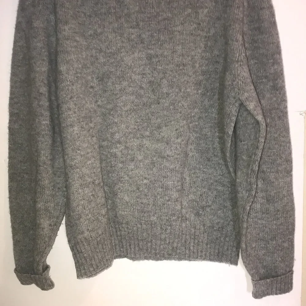 John Ashford Men's Knitted Pure Wool Geometric Print Long Sleeve Gray Sweater Si